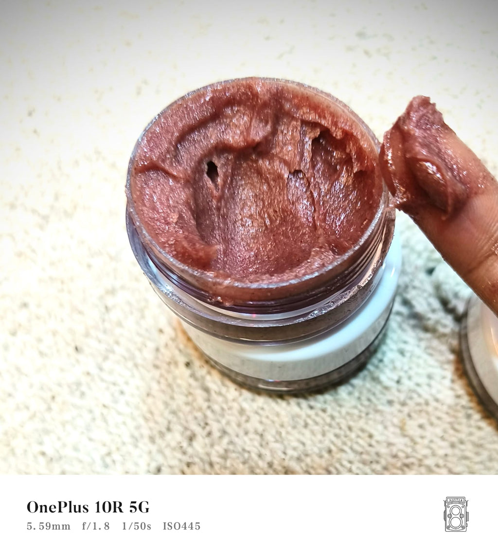 Chemical-free handmade lip balm for dry and chapped lips.